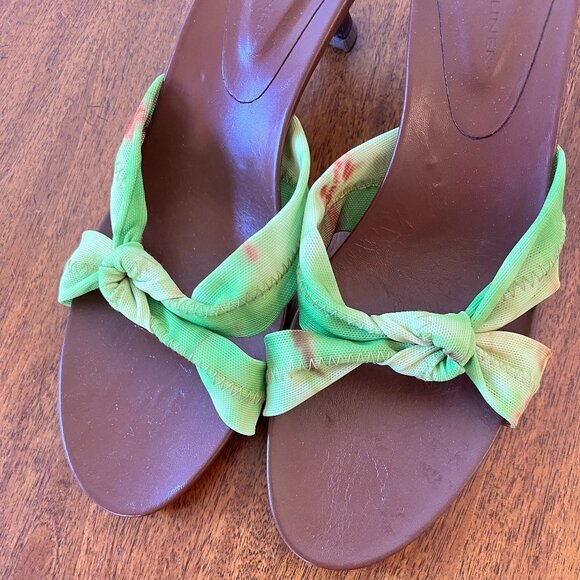 Donald Pliner Sandals - Picture 9 of 10